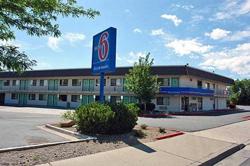 Motel 6-Reno, Nv - Livestock Events Center Экстерьер фото